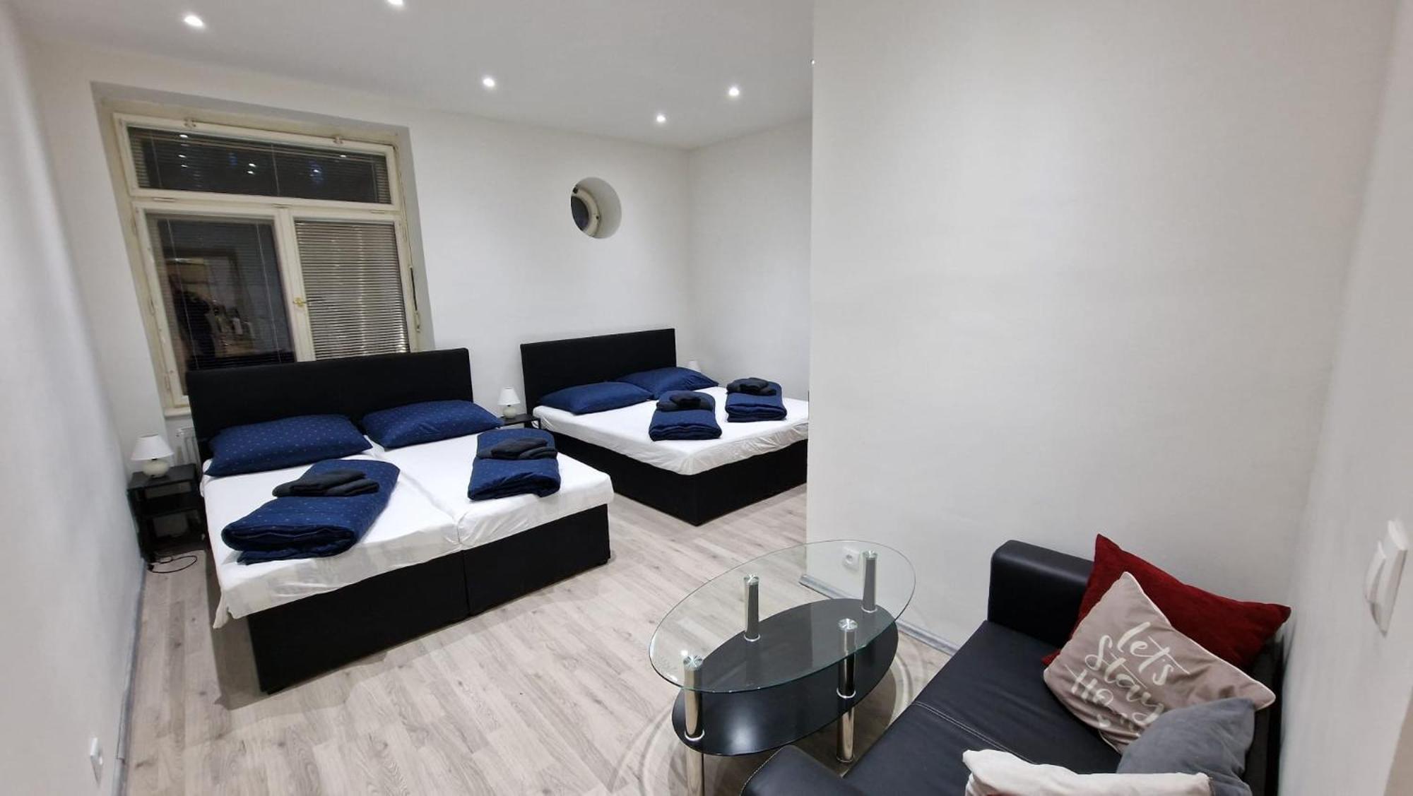 Apartment Flora - Late Check-Out At Noon 12 O Clock For Free Bratislava Exterior photo