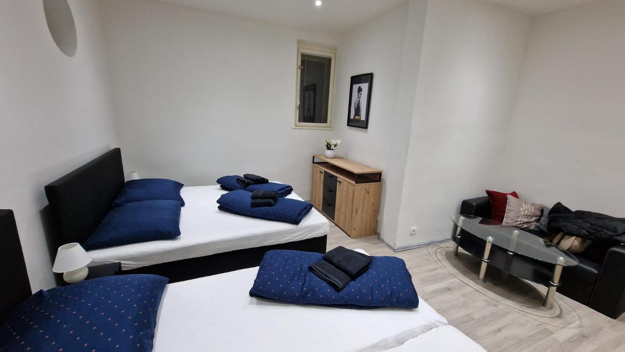 Apartment Flora - Late Check-Out At Noon 12 O Clock For Free Bratislava Exterior photo